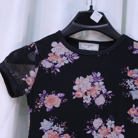 Elegant Floral Kids Dress in Black and Pink - Picture 2 of 10